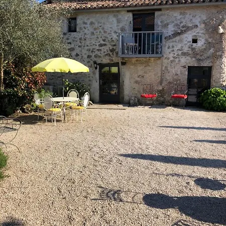 Le De La Maison Des Chats - En Quercy